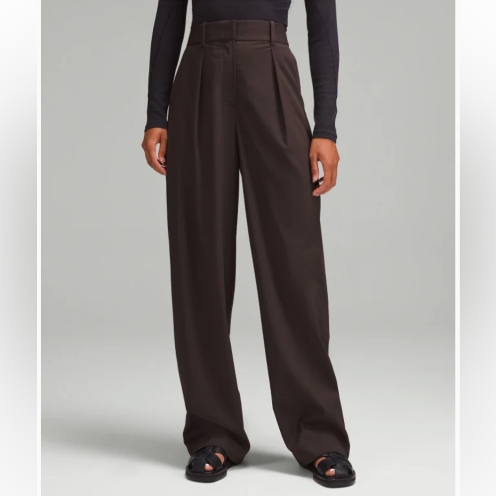 NWT Lululemon Pleat-Front High-Rise Trouser in Espresso Brown, Size  10
